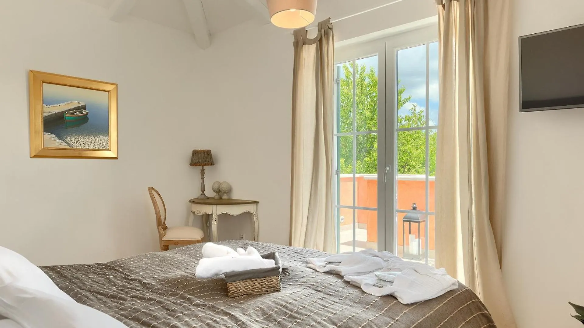 Beautiful Villa Village With Tennis Court In Tinj Tinjan 0*,  Croatia